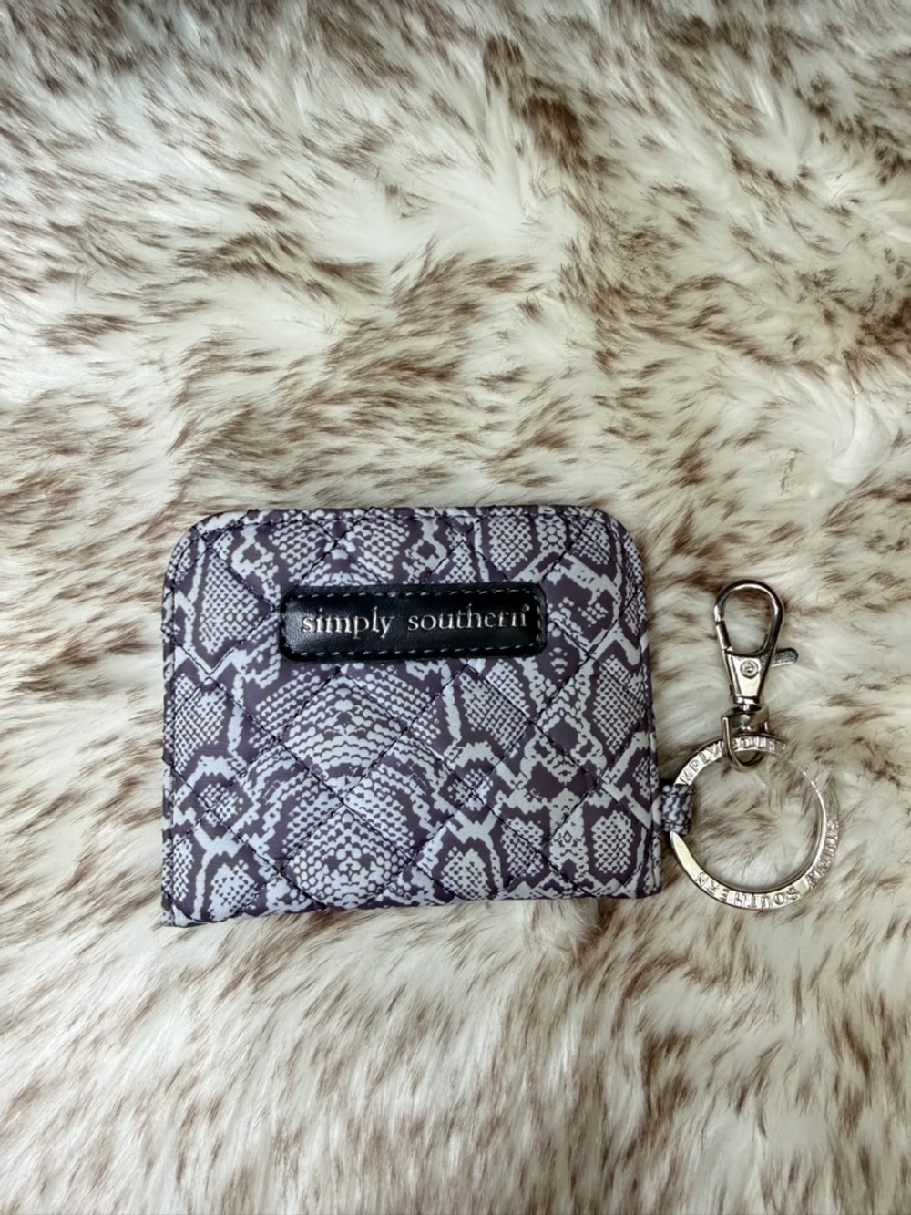 Simply Southern Snake Print Quilted Card Wallet Keyring - Gray